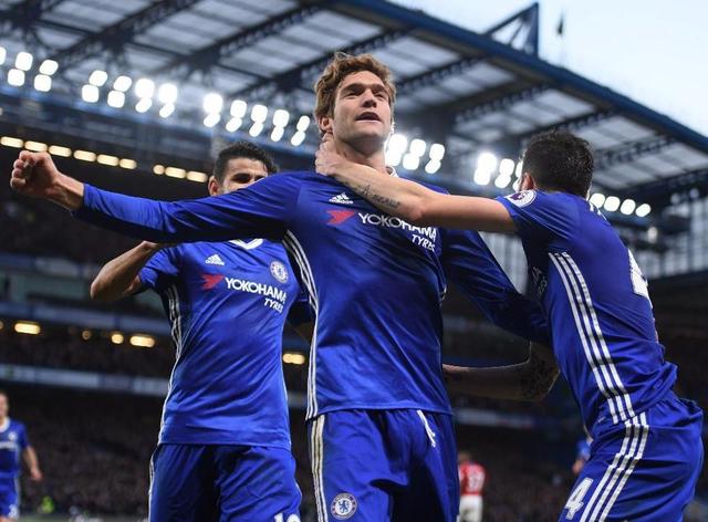 区展现出超 区展现出超