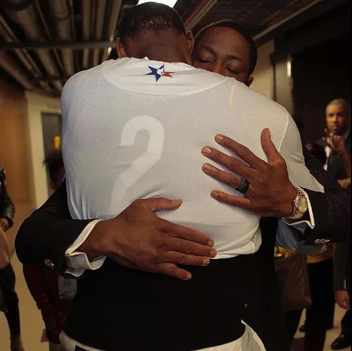 身份参与W 身份参与W